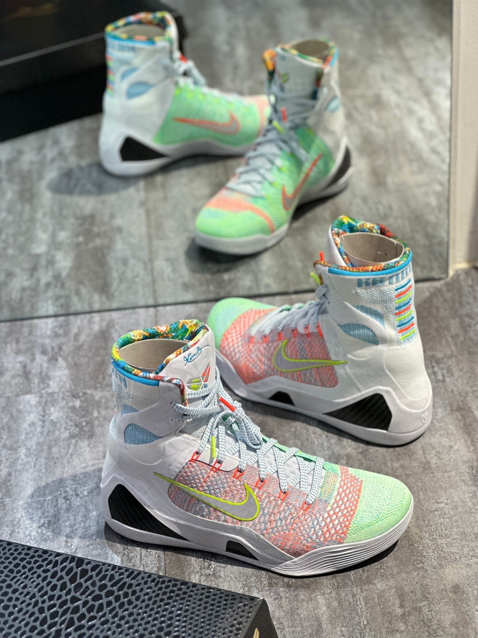 シューズ(男性用) Nike Kobe 9 Elite Protro What the Kobe Kobe 9 Elite Protro What The GS – WOODstack