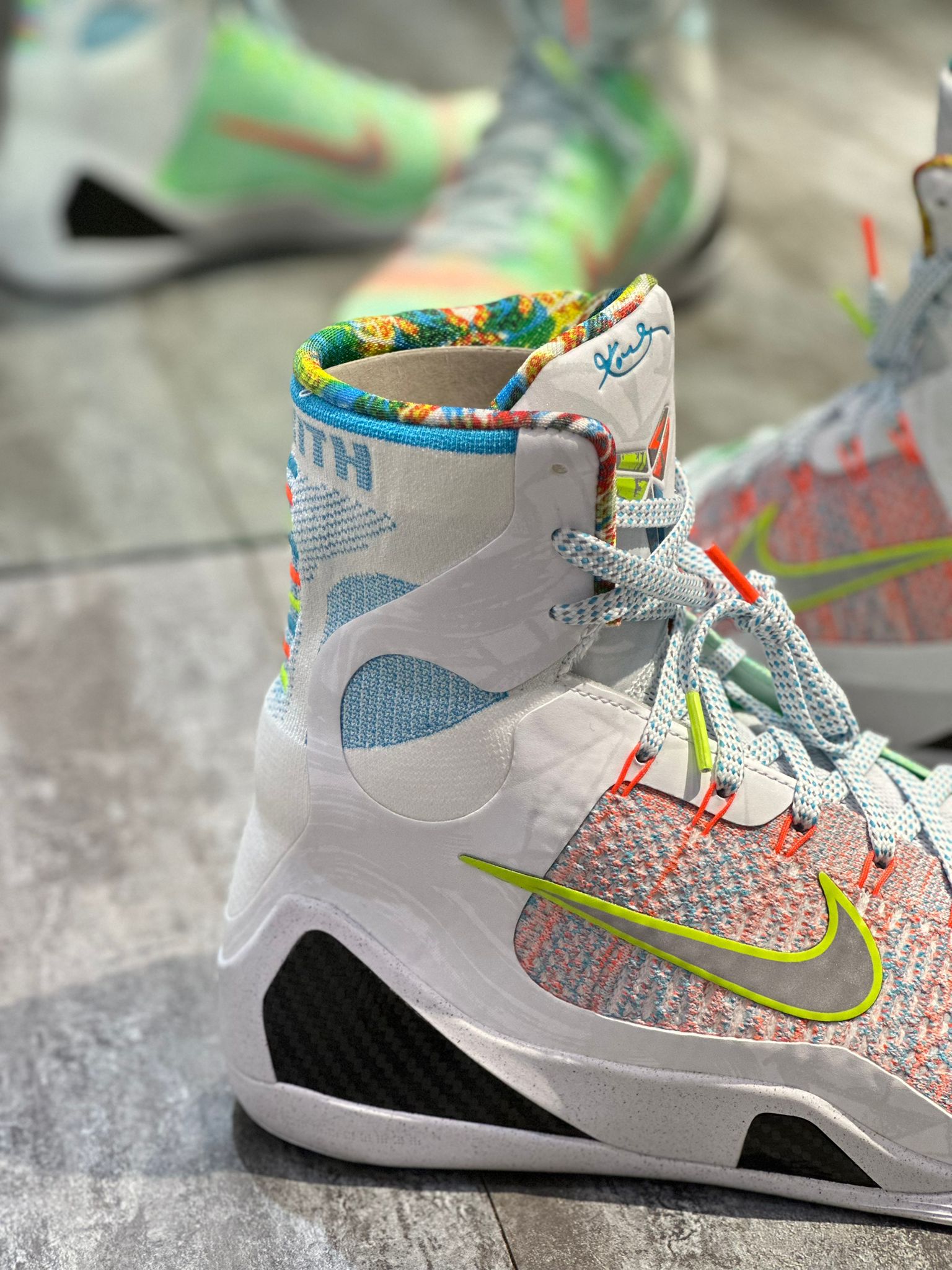 シューズ(男性用) Nike Kobe 9 Elite Protro What the Kobe Kobe IX Elite Low EM Protro Basketball Shoes. Nike CA