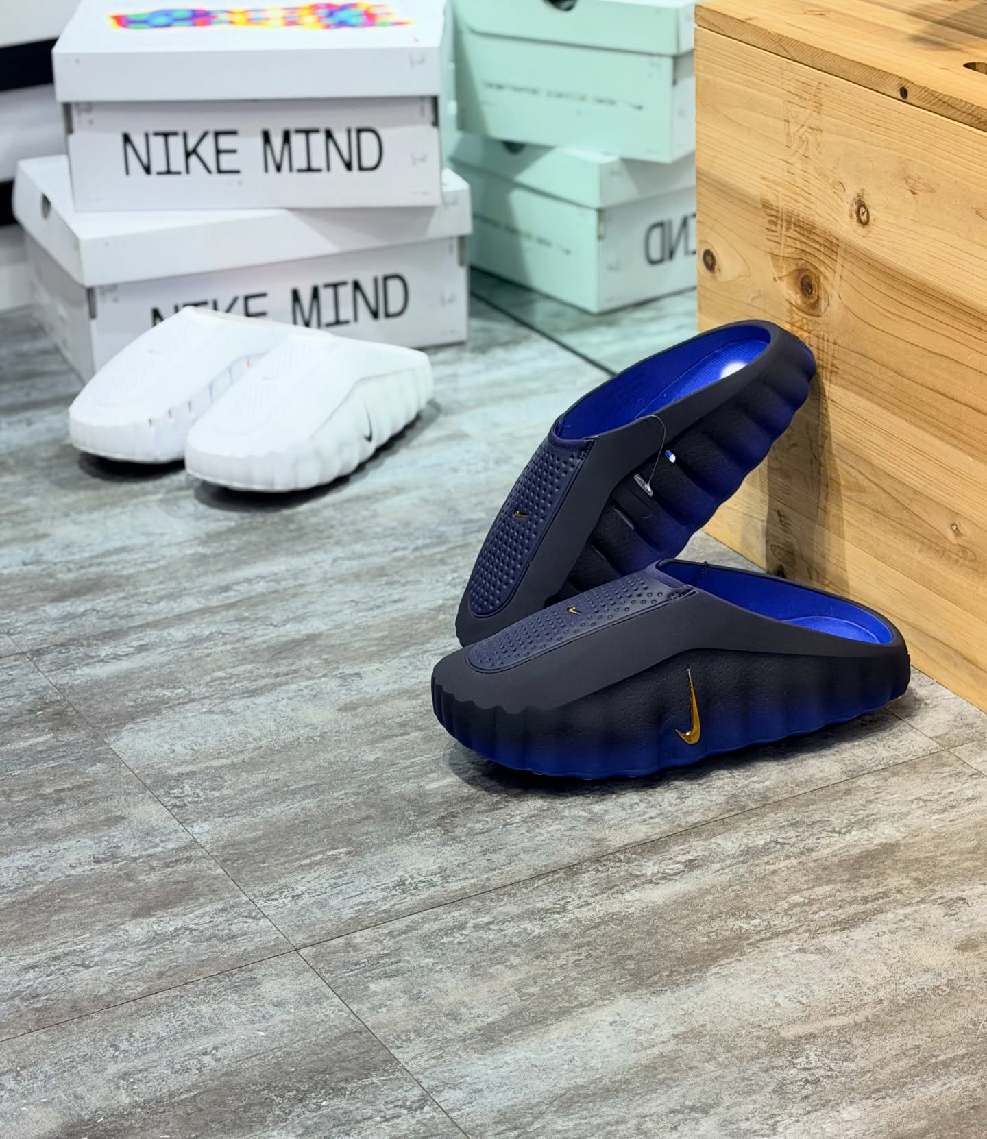 Nike Mind 001 Slide Mules Blackened Blue Game Royal HQ4307-400