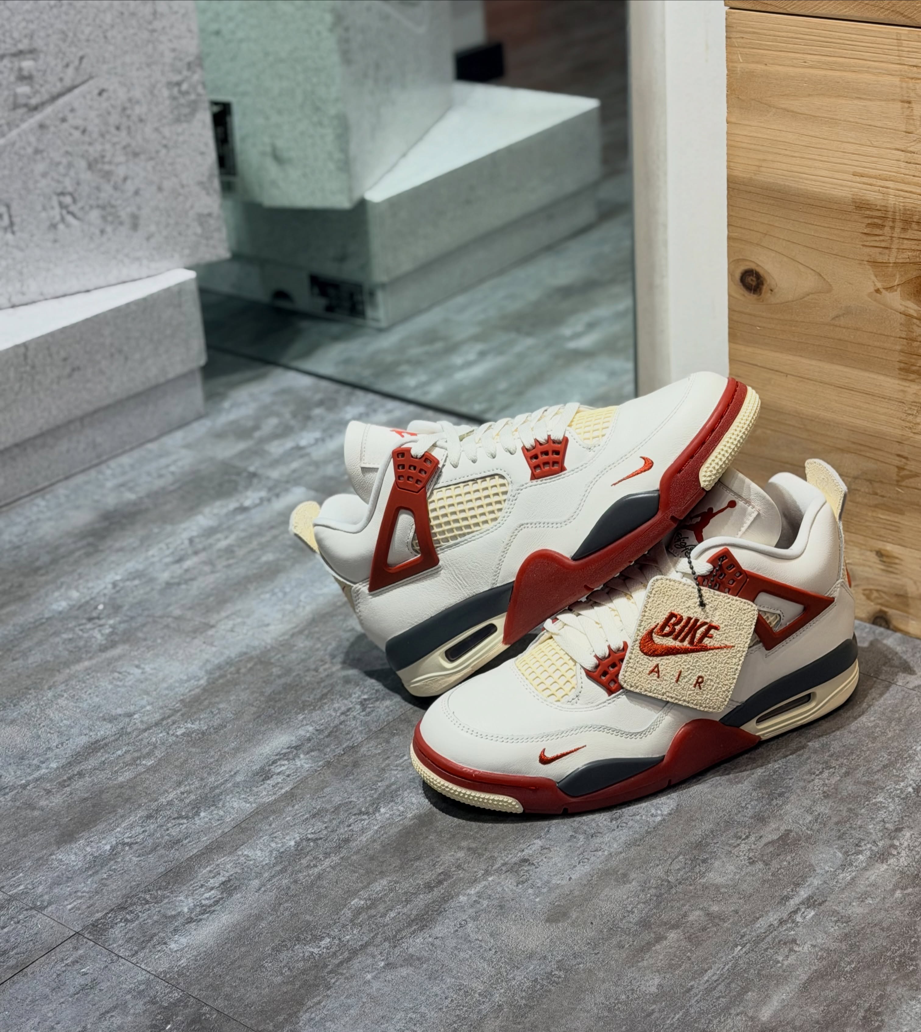 Nigel Sylvester x Air Jordan 4 Retro OG 「Brick After Brick 